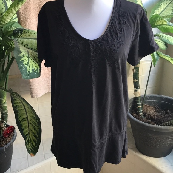 White Stag black short sleeve top with detailing - Picture 1 of 6